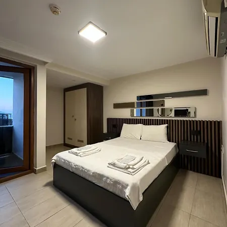 Mad Sea Hotel