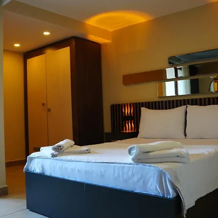 Hotel Mad Sea 3*